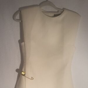 Elegant Cream Sleeveless Dress